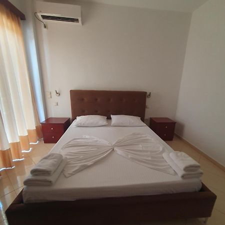 Hotel Afrodite Dhërmi Eksteriør billede