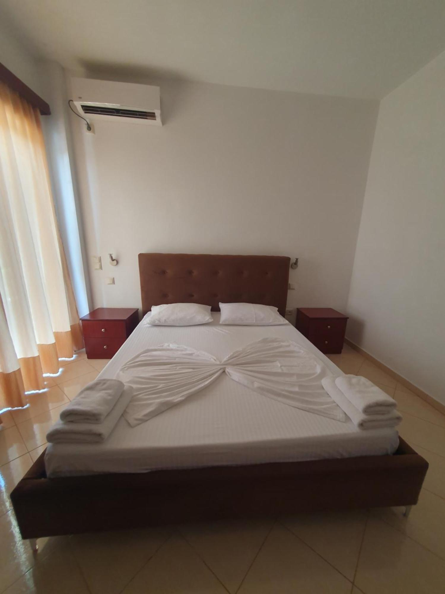 Hotel Afrodite Dhërmi Eksteriør billede
